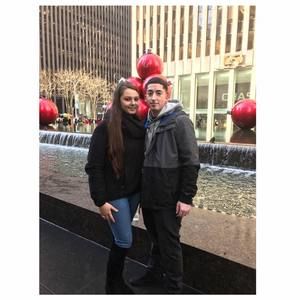 Meet your Posher, Demitria